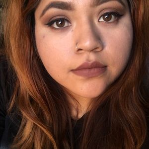 Meet your Posher, Denisse